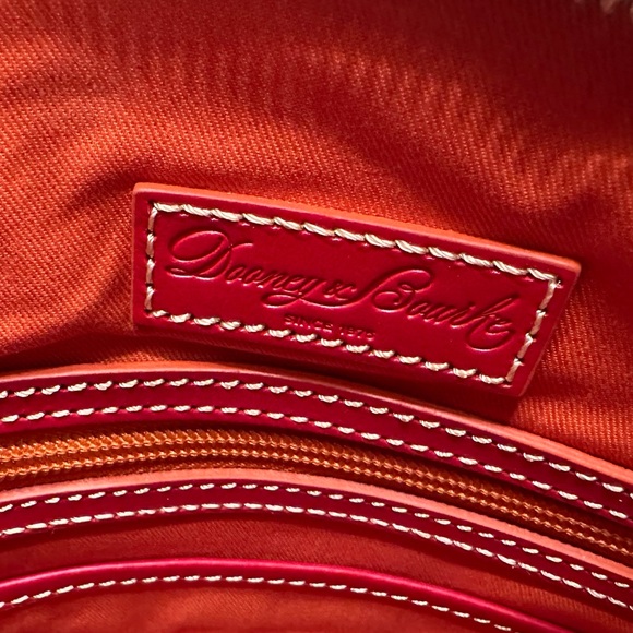 Dooney & Bourke NWT Snow White 85th Anniversary Satchel purse FAC-070638 - Picture 8 of 10